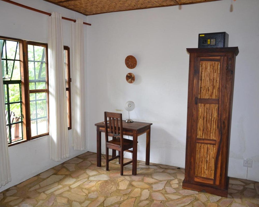 Tambuti Lodge family room